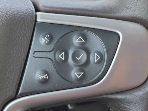 Used 2017 GMC Yukon SLE w/ Convenience Package image 26