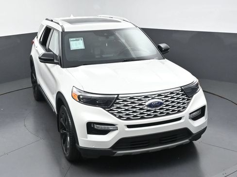 Used 2022 Ford Explorer Platinum AWD/4WD image 43
