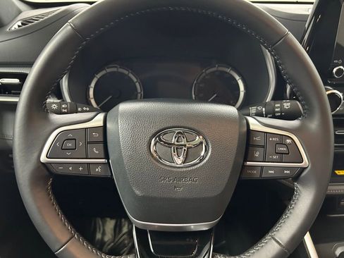 Certified 2024 Toyota Highlander XSE AWD/4WD image 20
