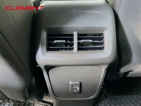 Used 2023 Chevrolet Equinox LS w/ LS Convenience Package FWD image 33