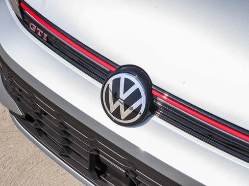 New 2026 Volkswagen GTI SE image 8