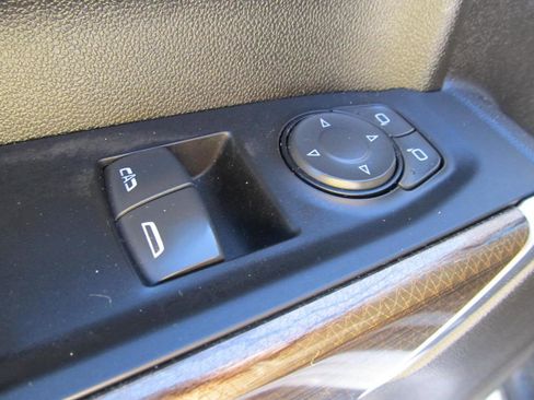 Used 2022 Chevrolet Silverado 3500 LT w/ Convenience Package image 28