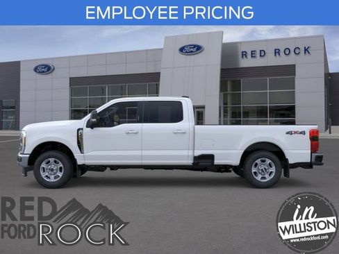 New 2026 Ford F350 XLT w/ XLT Premium Package AWD/4WD image 4