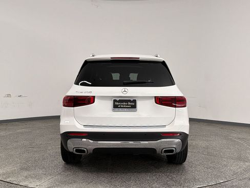 Certified 2026 Mercedes-Benz GLB 250 image 9