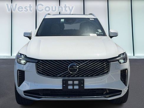 Certified 2025 Volvo XC90 B6 Plus AWD/4WD image 10