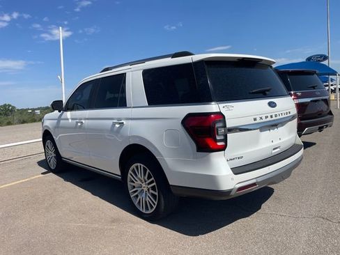 Used 2023 Ford Expedition Limited RWD image 5