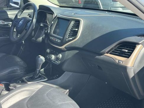Used 2014 Jeep Cherokee Limited w/ Technology Group FWD image 25