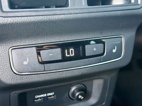 Used 2023 Audi SQ5 Prestige w/ Prestige Package image 20