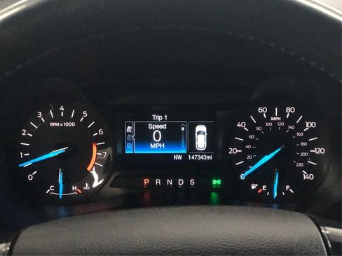 Used 2017 Ford Explorer XLT AWD/4WD image 14