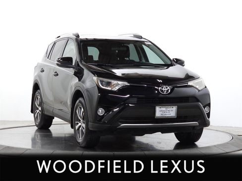 Used 2016 Toyota RAV4 XLE AWD/4WD image 1