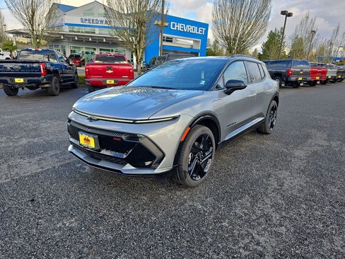 New 2026 Chevrolet Equinox EV RS image 2