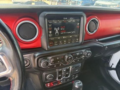 Used 2020 Jeep Wrangler Unlimited Rubicon AWD/4WD image 24