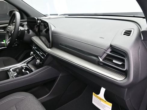 New 2026 Chevrolet Traverse LT w/ Midnight/Sport Edition FWD image 41
