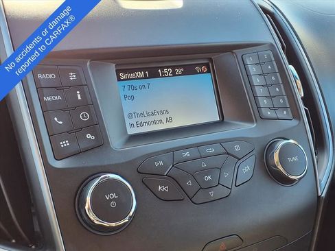 Used 2019 Ford Edge SE image 23