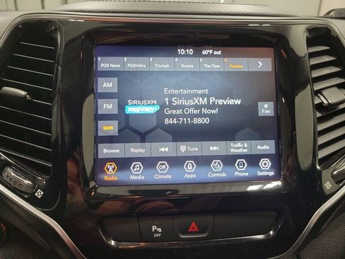 Used 2019 Jeep Cherokee Limited image 46