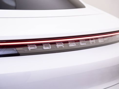 Used 2021 Porsche Taycan Turbo S image 39