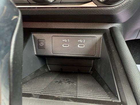 New 2025 Nissan Kicks SV image 27