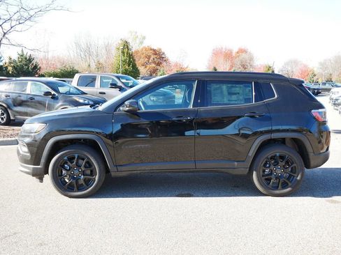 New 2026 Jeep Compass Latitude image 15