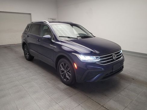 Used 2022 Volkswagen Tiguan SE FWD image 13