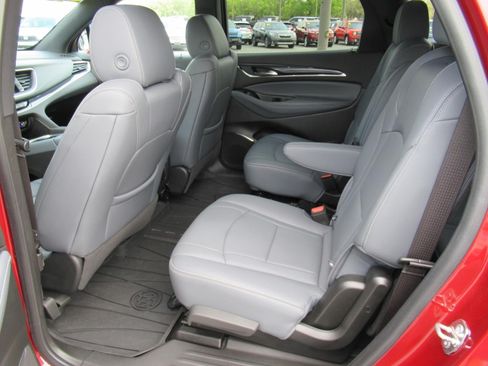 Used 2023 Buick Enclave Essence w/ Experience Buick Package FWD image 31