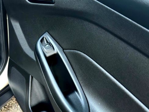 Used 2017 Ford Focus SEL w/ Cold Weather Package image 33