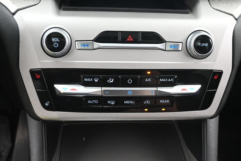 Used 2023 Ford Explorer Timberline w/ Timberline Technology Package AWD/4WD image 24