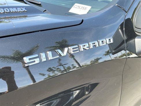 New 2025 Chevrolet Silverado 1500 Custom image 31