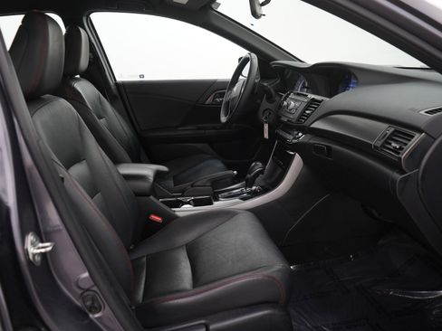 Used 2017 Honda Accord Sport Special Edition image 10