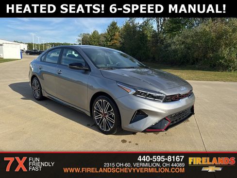 Used 2022 Kia Forte GT image 3