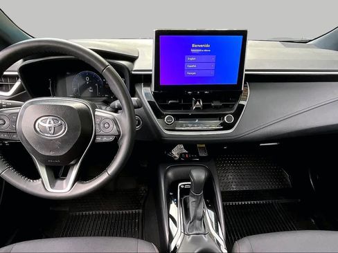 Certified 2025 Toyota Corolla SE w/ SE Premium Package FWD image 15