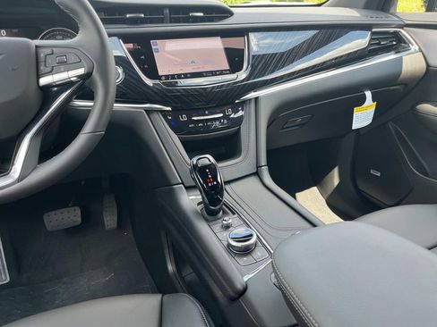 New 2025 Cadillac XT6 Premium Luxury w/ Technology Package image 15