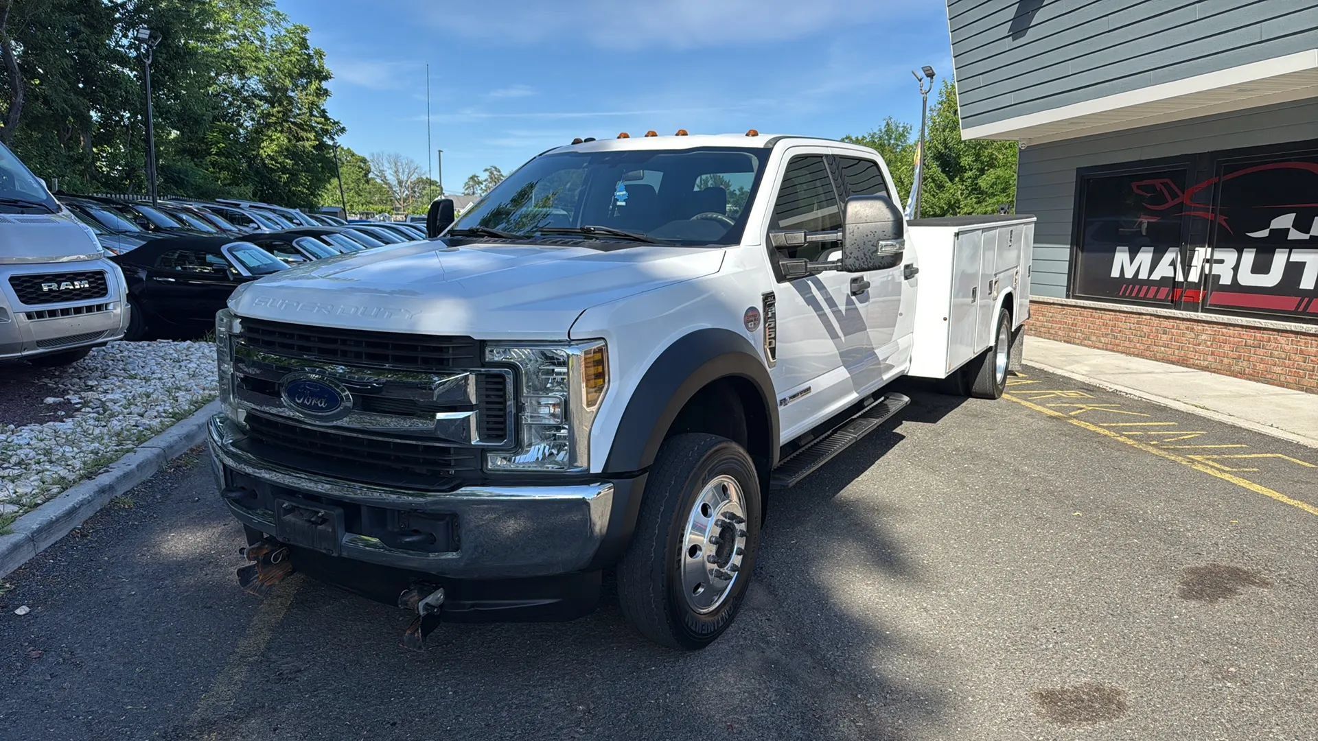 Used 2019 Ford F550 4x4 Crew Cab Super Duty w/ XLT Value Package image 1