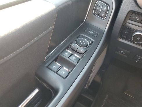 Used 2024 Ford F250 Lariat w/ Lariat Ultimate Package image 31