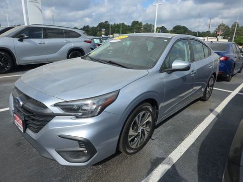 Used 2024 Subaru Legacy Premium image 3