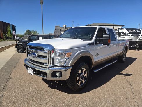 Used 2011 Ford F250 Lariat w/ Lariat Interior Pkg AWD/4WD image 4