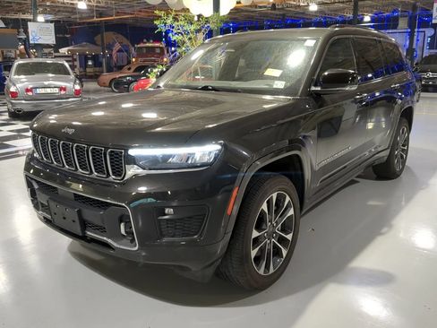 Used 2022 Jeep Grand Cherokee L Overland w/ Luxury Tech Group IV AWD/4WD image 1