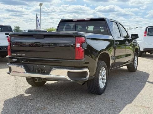 Used 2021 Chevrolet Silverado 1500 LT w/ Convenience Package II AWD/4WD image 5