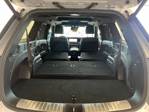 Used 2026 Hyundai Palisade Calligraphy FWD image 23