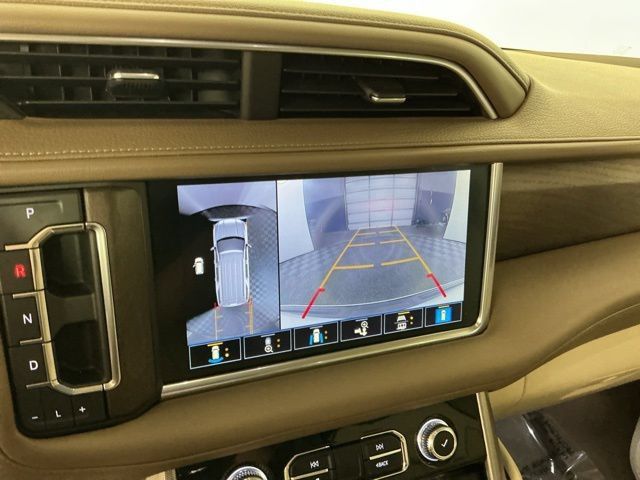 Used 2021 GMC Yukon Denali w/ Denali Ultimate Package AWD/4WD image 21