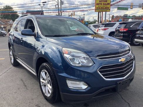 Used 2017 Chevrolet Equinox LT w/ Convenience Package AWD/4WD image 1