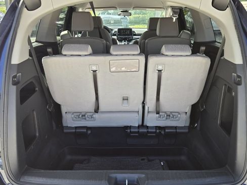 Used 2024 Honda Odyssey EX image 15