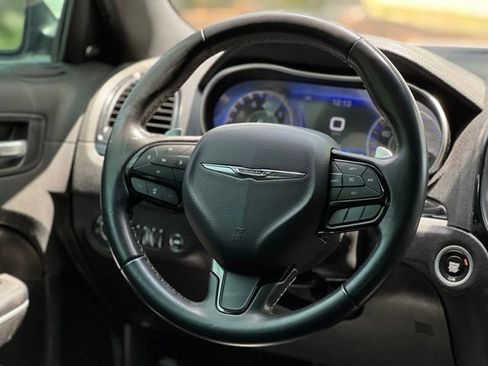 Used 2021 Chrysler 300 S RWD image 28
