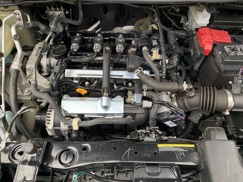 Used 2025 Nissan Versa SV w/ Trunk Package image 30