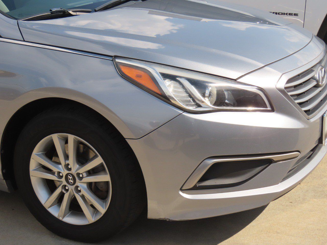 Used 2017 Hyundai Sonata SE FWD image 6
