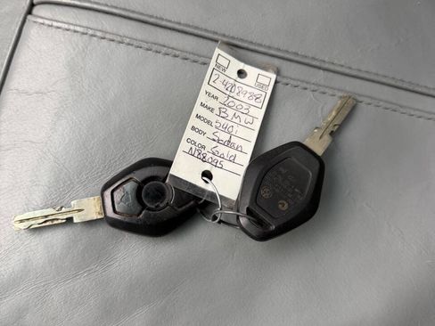 Used 2003 BMW 540i Sedan image 22