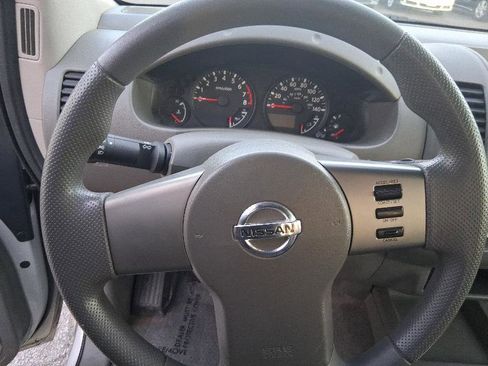 Used 2006 Nissan Frontier SE w/ (P01) Power Pkg image 27