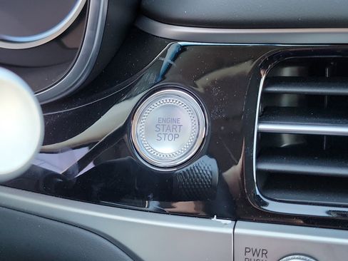 Certified 2026 Genesis G70 2.5T RWD image 14