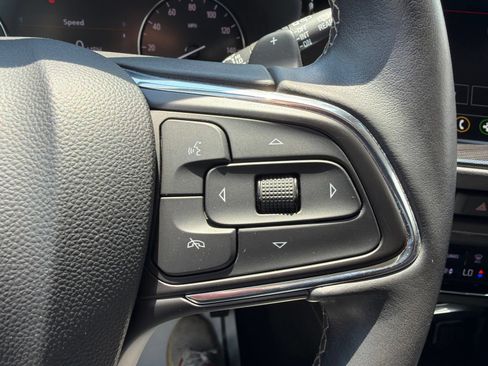 Used 2022 Buick Envision Preferred FWD image 16