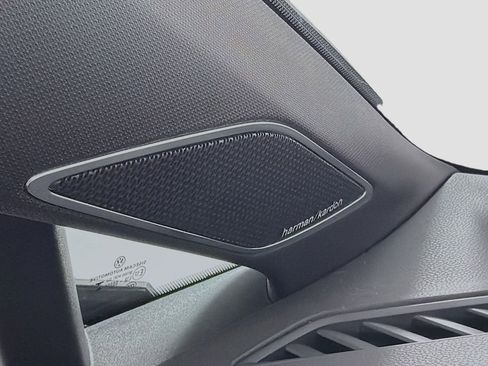 Used 2024 Volkswagen Golf R w/ MDO Package image 19