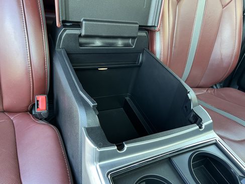 Used 2019 Ford F350 Platinum w/ Platinum Ultimate Package image 26